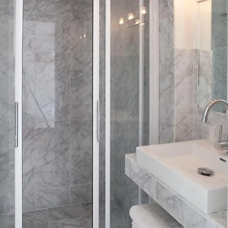 Hotel Mayet Parigi