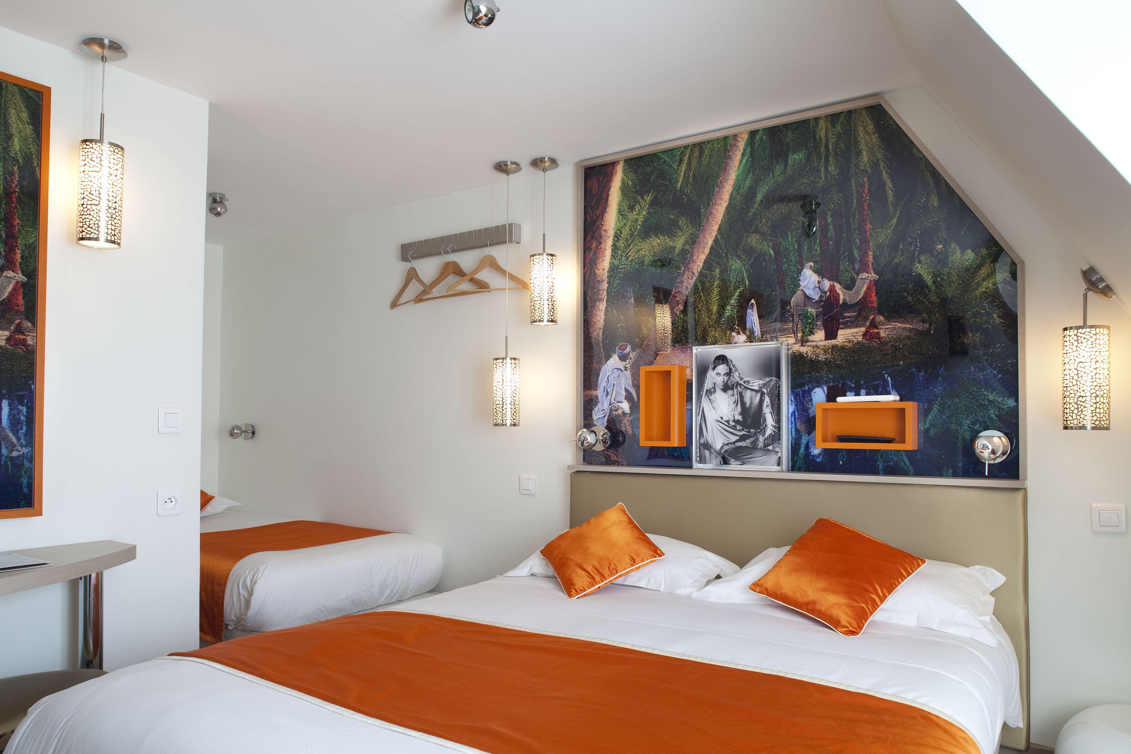 Mayet Hotel